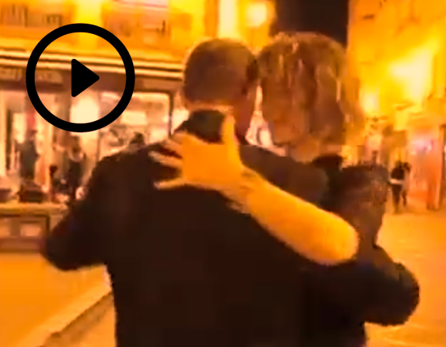 Une valse, trois démos