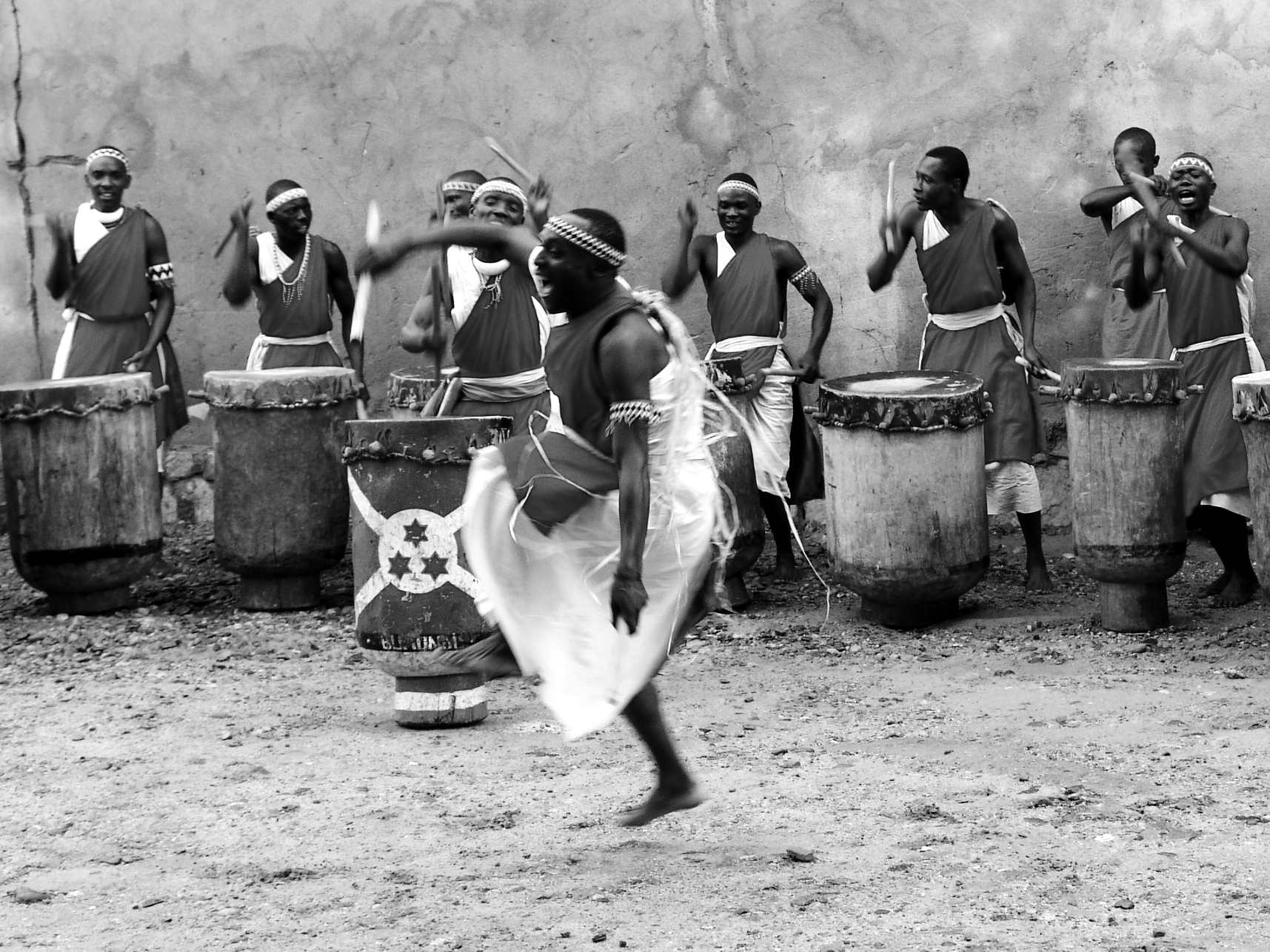 Cérémonie du tambour (Afrique noire)